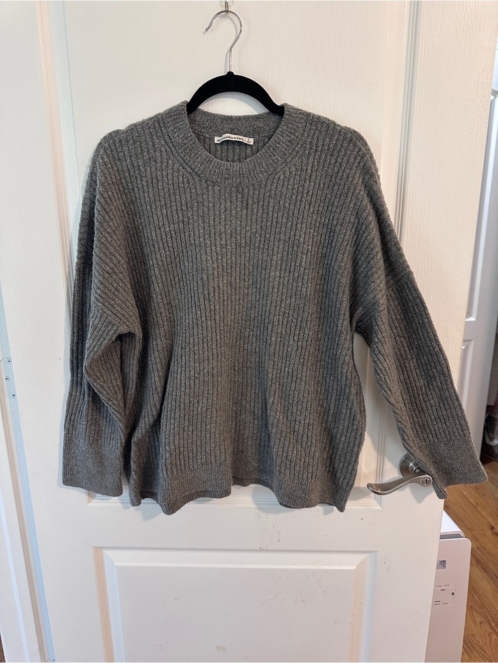 Abercrombie Cozy Ribbed Gray Sweater